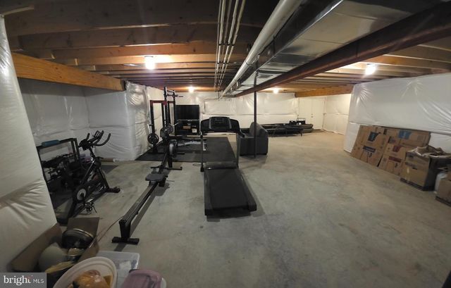 120 MOONSTONE DR, Kearneysville, WV 25430