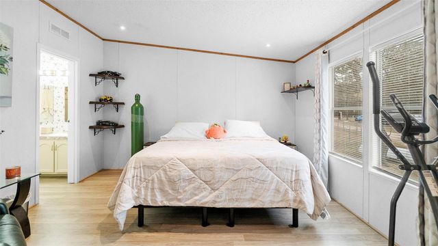 7735 N Walker Road, Cleveland, TX 77328