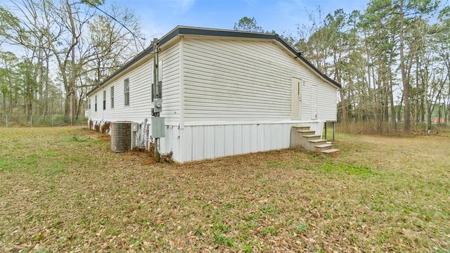 7735 N Walker Road, Cleveland, TX 77328