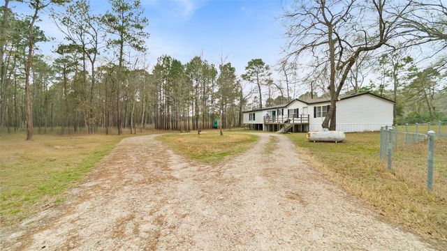 7735 N Walker Road, Cleveland, TX 77328