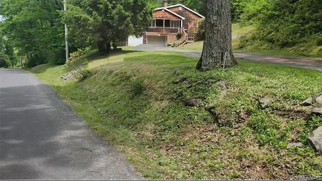 63 Otens Road, Ellenville, NY 12428