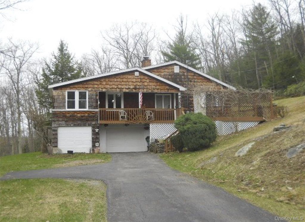63 Otens Road, Ellenville, NY 12428