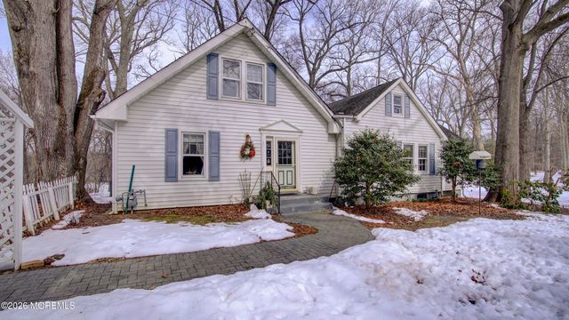 94 Topanemus Lane, Freehold, NJ 07728