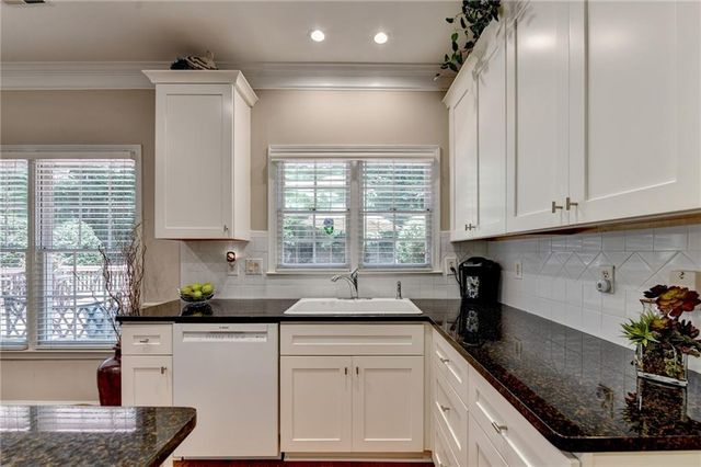 3365 Parsons Run, Suwanee, GA 30024