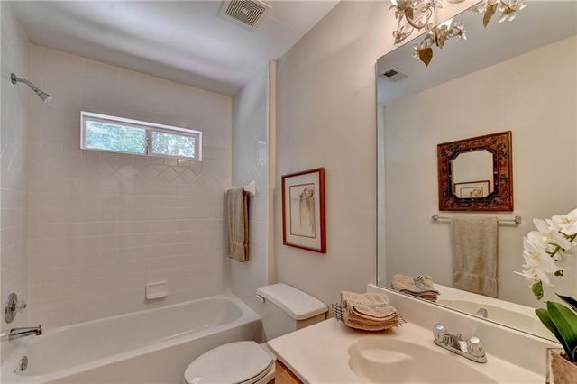 3365 Parsons Run, Suwanee, GA 30024
