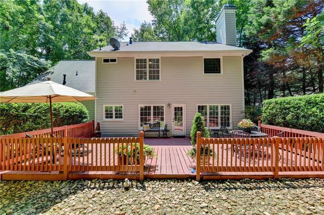 3365 Parsons Run, Suwanee, GA 30024