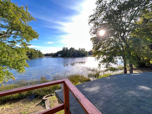 17 Casey Road, Kingston, NH 03848