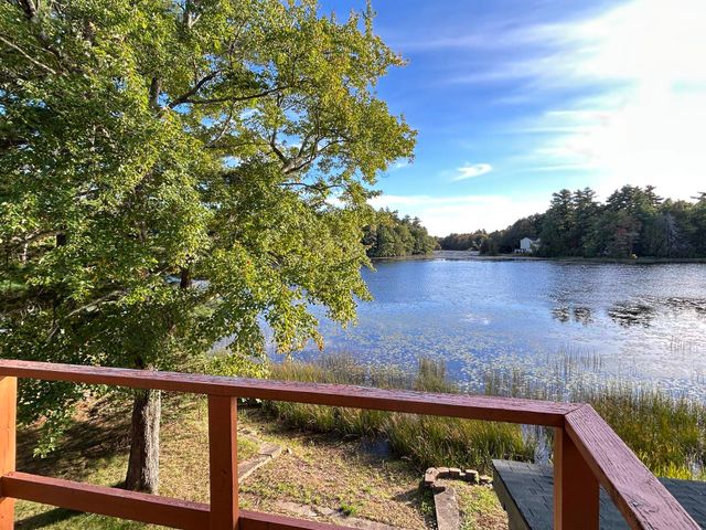 17 Casey Road, Kingston, NH 03848