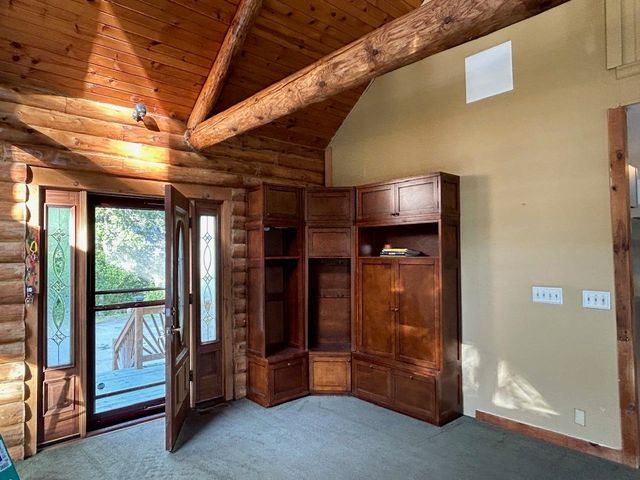 17 Casey Road, Kingston, NH 03848