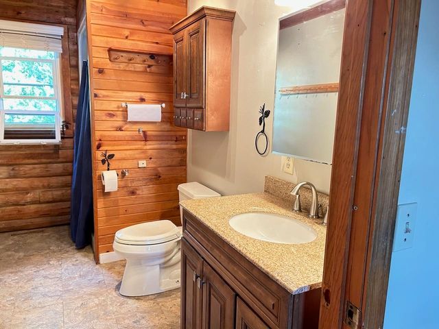 17 Casey Road, Kingston, NH 03848