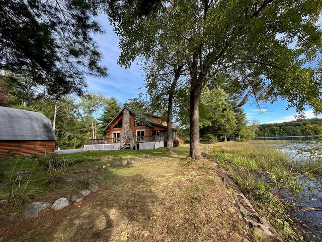 17 Casey Road, Kingston, NH 03848