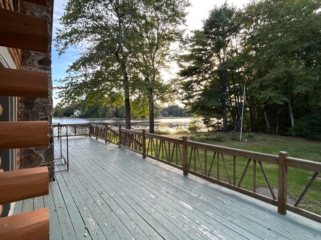 17 Casey Road, Kingston, NH 03848