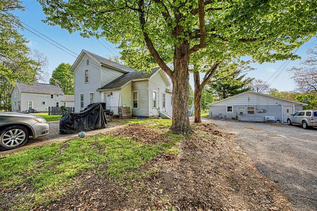 213 Reading Avenue, Jonesville, MI 49250