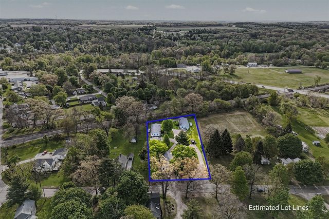 213 Reading Avenue, Jonesville, MI 49250