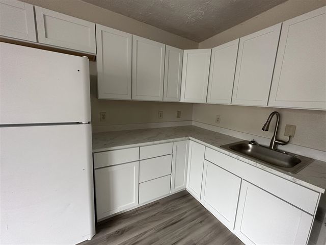 213 Reading Avenue, Jonesville, MI 49250