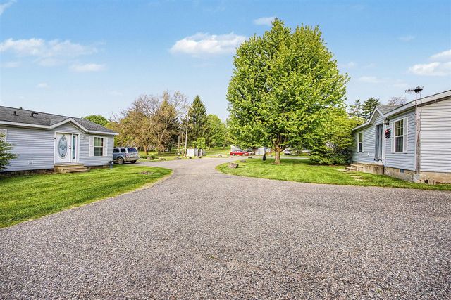 213 Reading Avenue, Jonesville, MI 49250