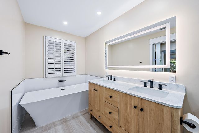 12910 La Rochelle Circle, Palm Beach Gardens, FL 33410