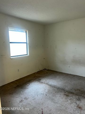 7626 MELISSA Court N, Jacksonville, FL 32210