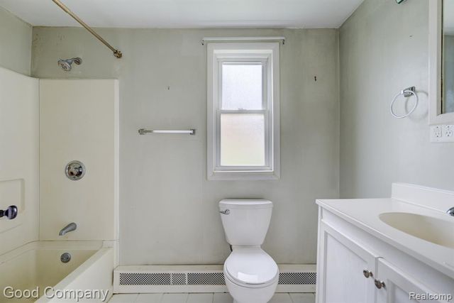 11700 Cavell Street, Livonia, MI 48150