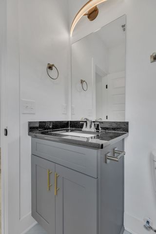 1235 Vultee Blvd, Nashville, TN 37217