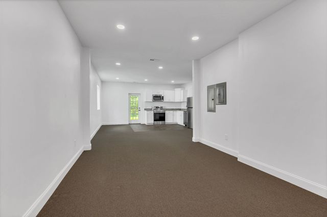 1235 Vultee Blvd, Nashville, TN 37217