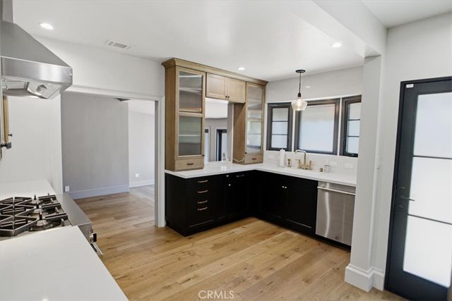 4435 Strohm, Toluca Lake, CA 91602