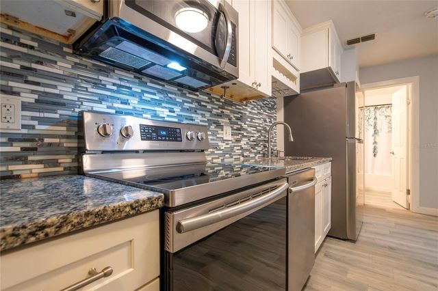 1400 GANDY BOULEVARD N 1010, St Petersburg, FL 33702