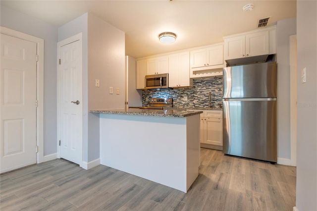 1400 GANDY BOULEVARD N 1010, St Petersburg, FL 33702