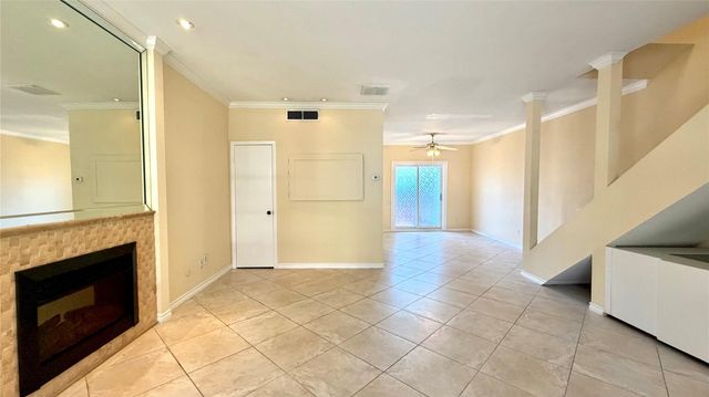 11710 Southlake Drive 16, Houston, TX 77077