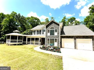 8093 Banks Mill Road, Douglasville, GA 30135