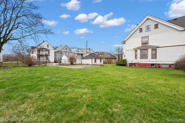 1731 Helen Street, Detroit, MI 48207