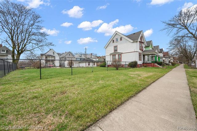 1731 Helen Street, Detroit, MI 48207