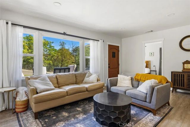 104 16th, Paso Robles, CA 93446