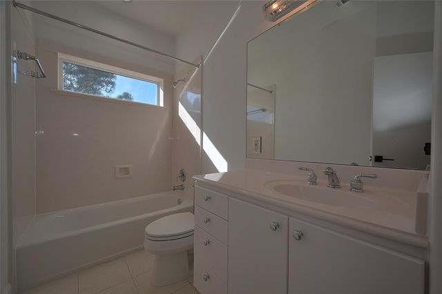 5003 Shiloh Lake Drive, Richmond, TX 77407