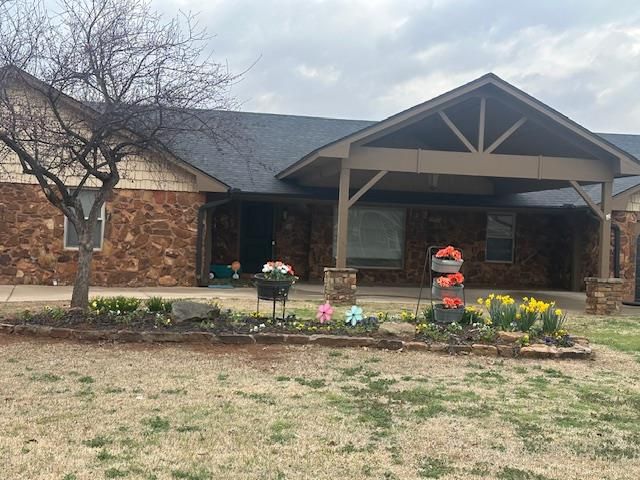 10405 Ski Drive, Oklahoma City, OK 73162