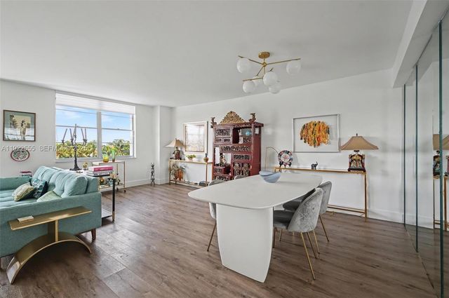 10000 W Bay Harbor Dr 303, Bay Harbor Islands, FL 33154