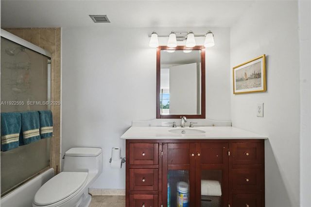 10000 W Bay Harbor Dr 303, Bay Harbor Islands, FL 33154