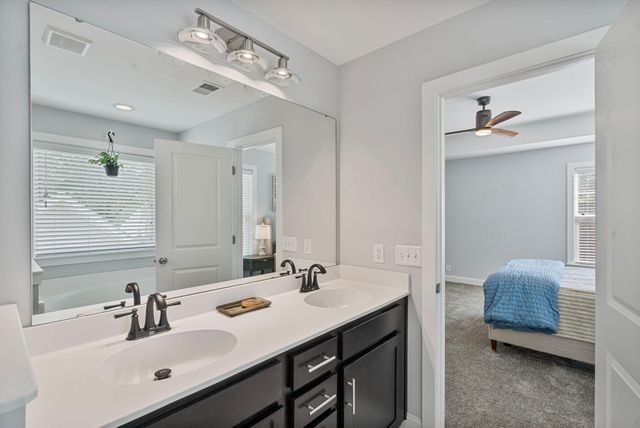 112 Turner Field Way, Summerville, SC 29485