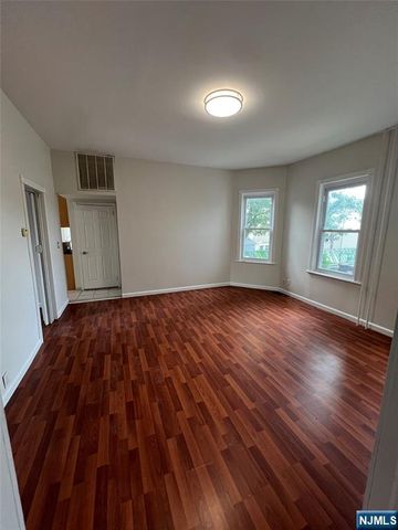 510 Shaler 1, Ridgefield, NJ 07657