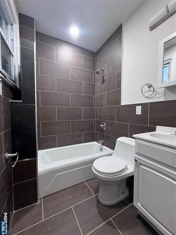 510 Shaler 1, Ridgefield, NJ 07657