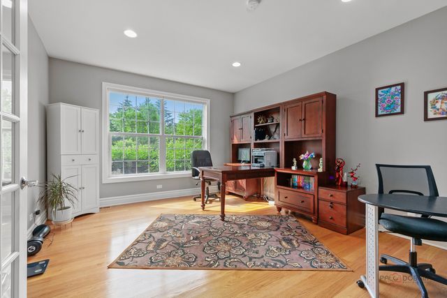 312 Camargo Court, Vernon Hills, IL 60061
