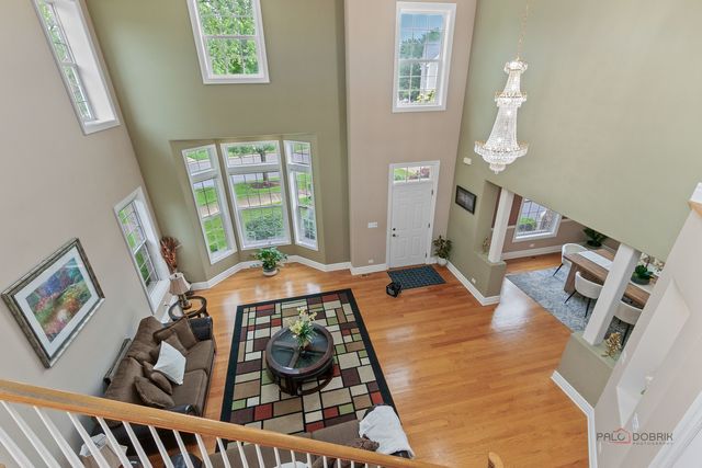 312 Camargo Court, Vernon Hills, IL 60061