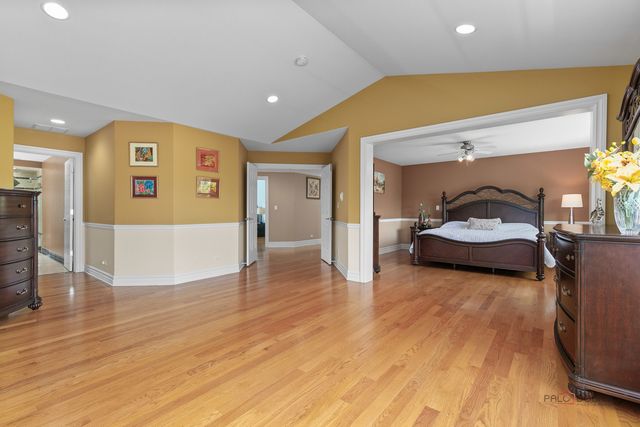 312 Camargo Court, Vernon Hills, IL 60061