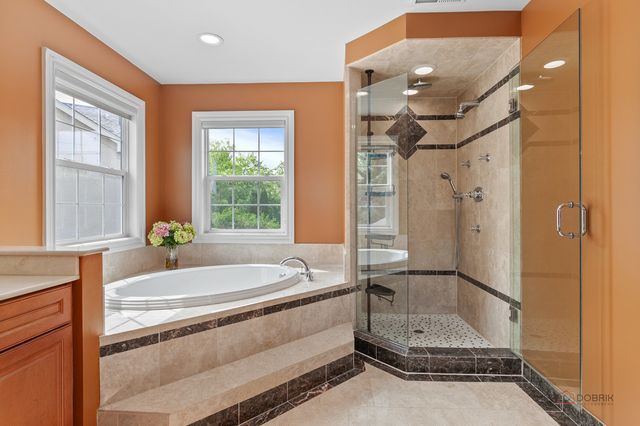312 Camargo Court, Vernon Hills, IL 60061
