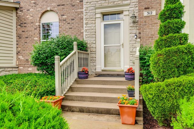 312 Camargo Court, Vernon Hills, IL 60061