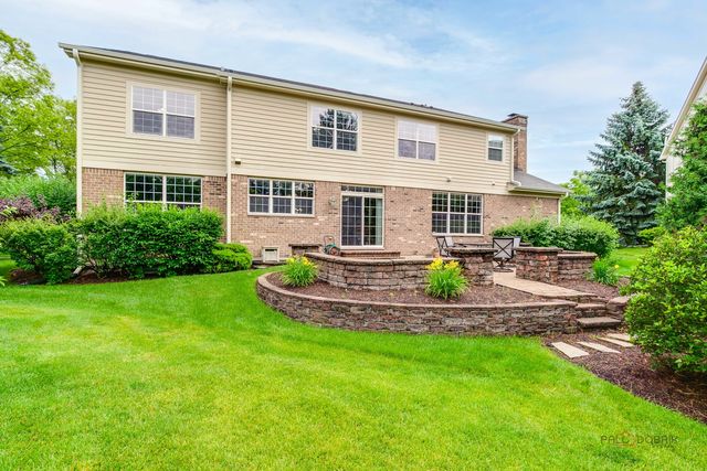312 Camargo Court, Vernon Hills, IL 60061