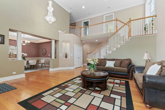 312 Camargo Court, Vernon Hills, IL 60061
