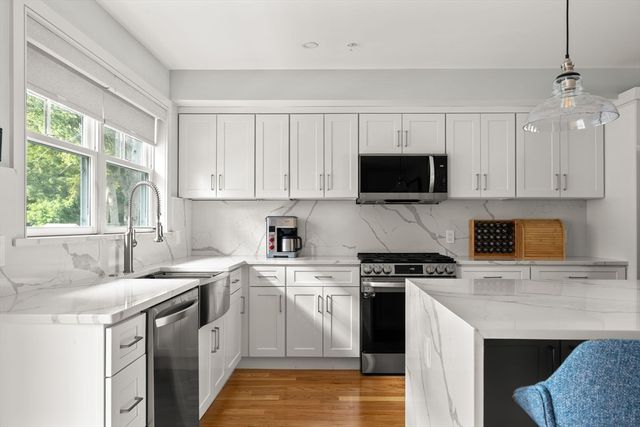 114 Broad St C, Weymouth, MA 02188