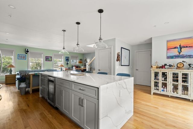 114 Broad St C, Weymouth, MA 02188