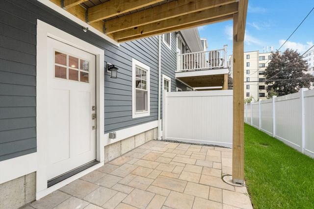 114 Broad St C, Weymouth, MA 02188